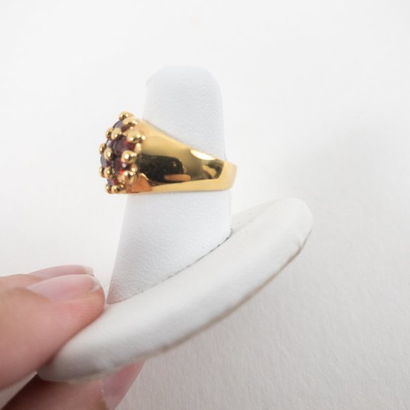 Vintage 5/6 Real Gold Garnet Ring Jan Birthstone - Picture 2 of 10